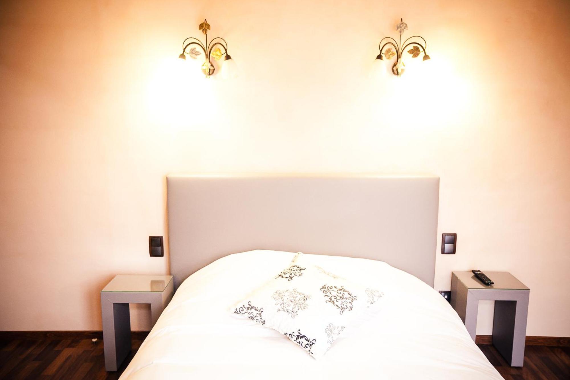 Les Ecuries De La Tour Hotel Mondonville Szoba fotó