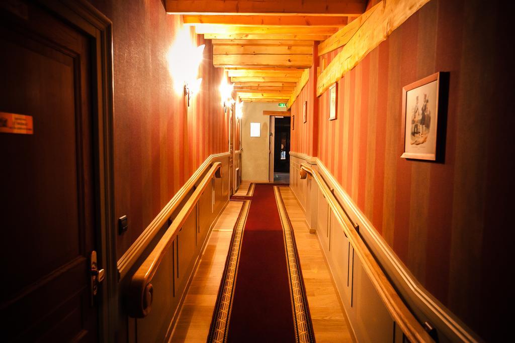 Les Ecuries De La Tour Hotel Mondonville Kültér fotó